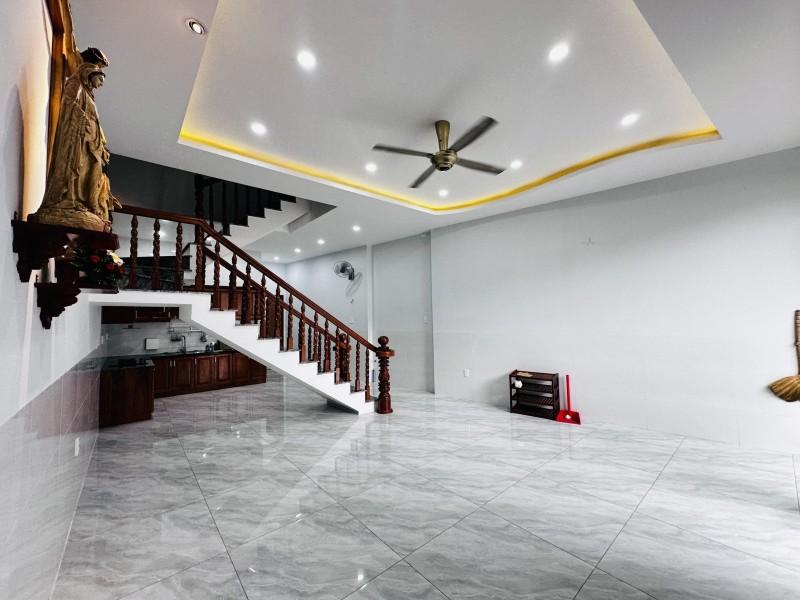 Bán Nhà 1 Sẹc Nguyễn Ái Quốc Biên Hòa – Hẻm Xe Tải – 4 Phòng Ngủ – Full Nội Thất